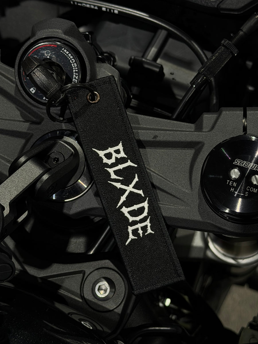 “LIVE ON THE EDGE” JET TAG